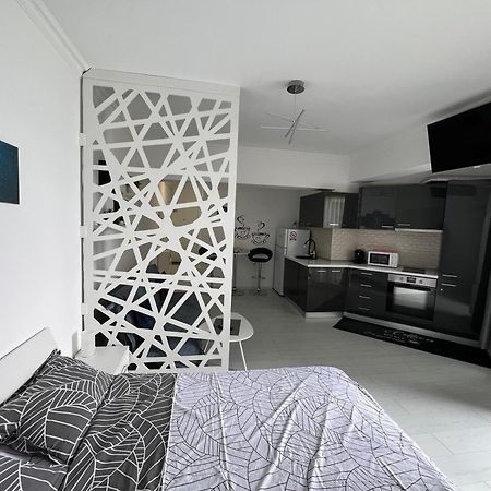 Apartmán Kitty Studio Sunset Lake Mamaia Exteriér fotografie